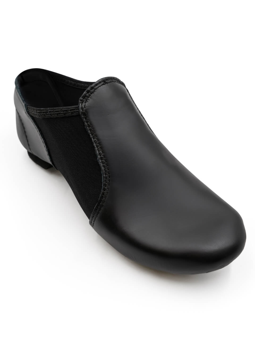 Three-quarter angled view of E-Series Jazz Slip On shoes in Black on a solid white background.