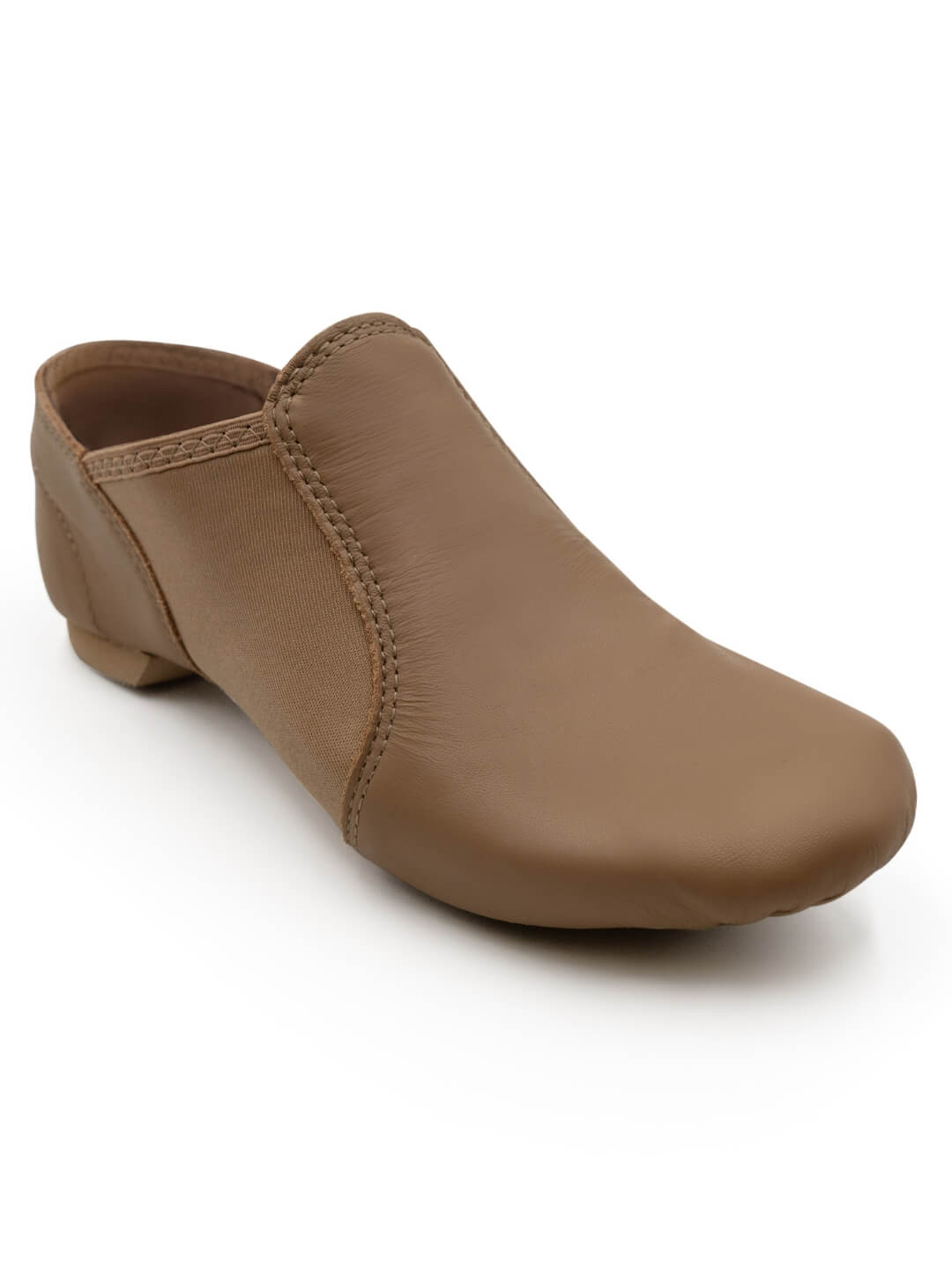 Three-quarter angled view of E-Series Jazz Slip On shoes in Caramel on a solid white background.